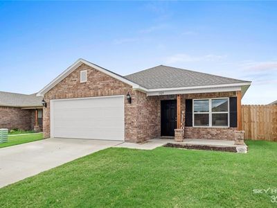 1325 S Kingfisher Ln, Fayetteville, AR, 72701