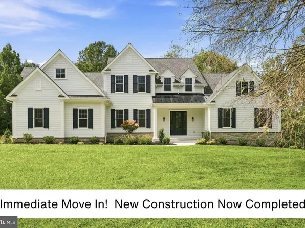 102 Knoxlyn Farm Dr #B, Kennett Square, PA 19348