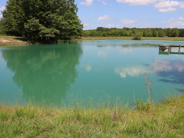 11083 Farm Road 1502, Paris, TX 75462