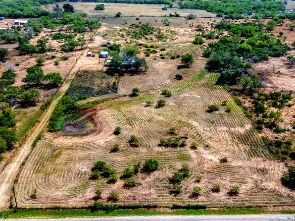 1491 County Road 124 LOT D, Floresville, TX 78114
