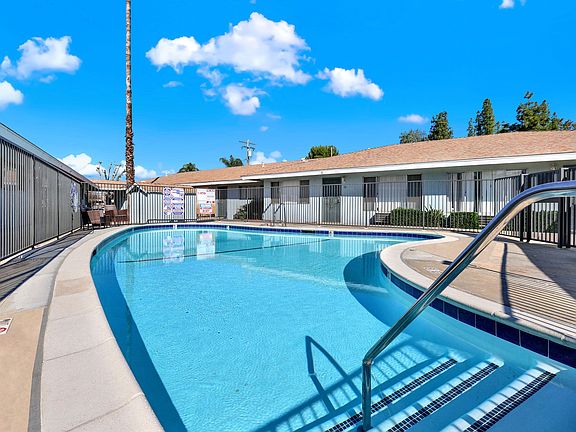 3rd image of 950 Palmbrook Dr #2334652