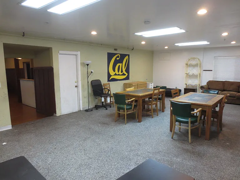 2421 Prospect St #1 — Photo 12
