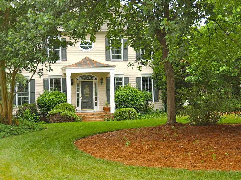 1st image of 106 Parson Woods Ln