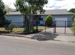 328 Frances St, Molalla, OR 97038