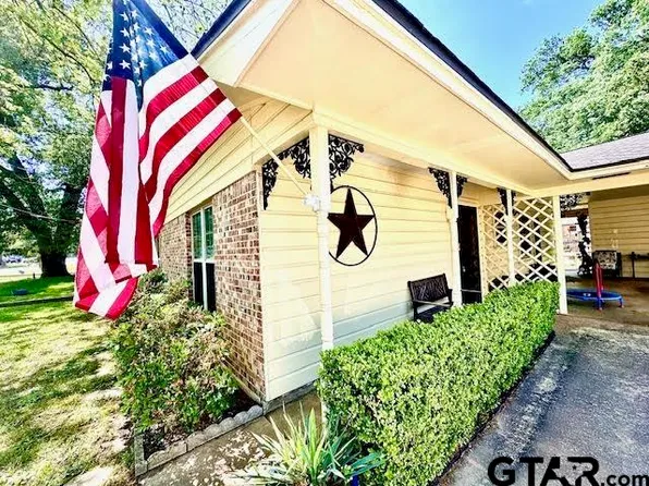 2637 Amy Ln, Tyler, TX 75701