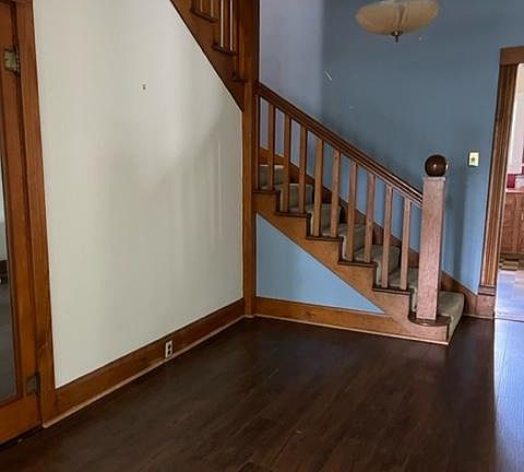 5th image of 200 E Ensey St