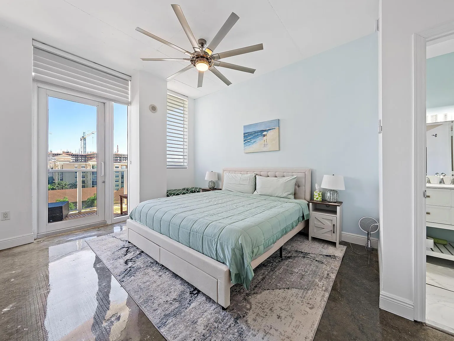 1 bed, 1.0 bath, 803 sqft, $3,000 — Photo 1