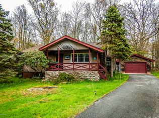 116 Laurel Dr, Shohola, PA 18458