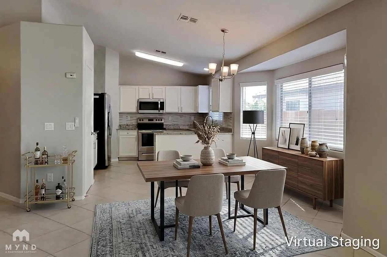 3 bed, 2.0 bath, 1340 sqft, $1,795 — Photo 4