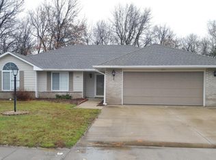 404 S Brookline Dr, Columbia, MO 65203