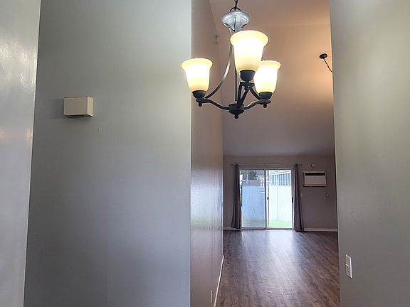 3rd image of 1212 Westbrook Loop #B