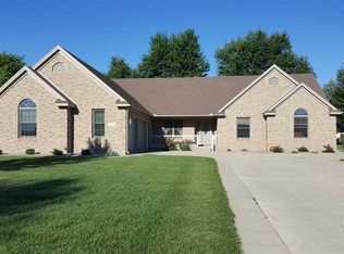 324 Mount Vernon Dr, Blissfield, MI