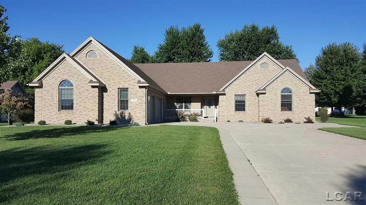324 Mount Vernon Dr photo 1