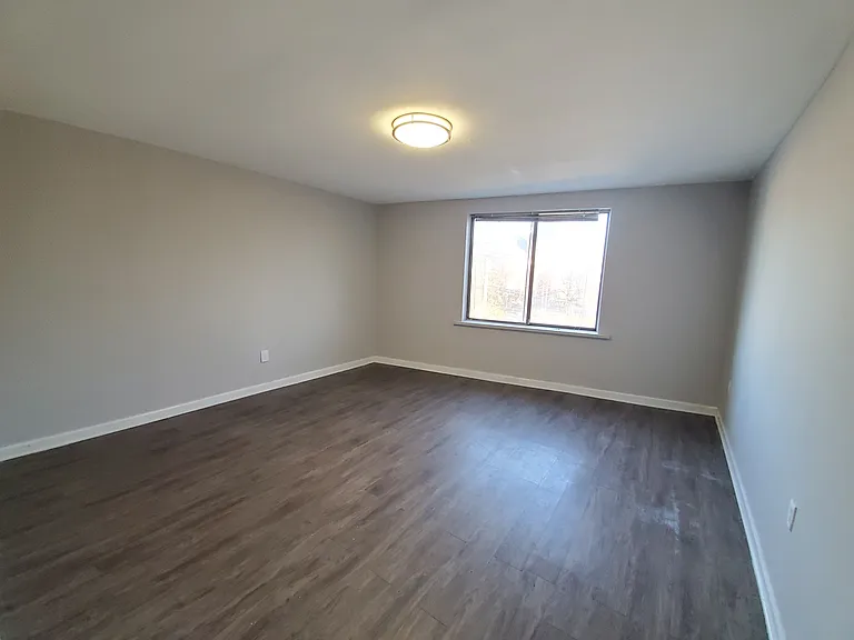 306 Main St #6 — Photo 29