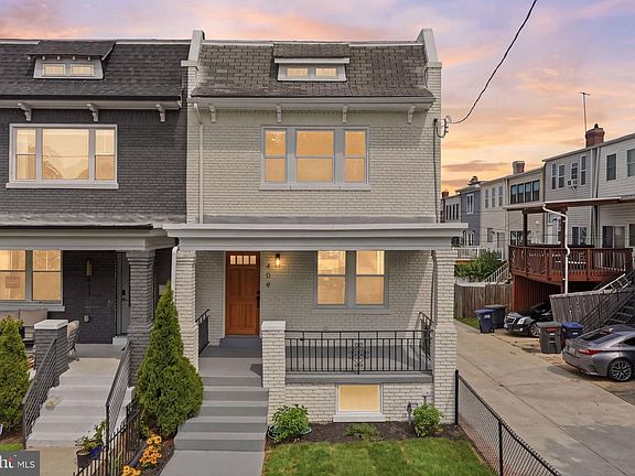 3rd image of 409 Farragut St NW