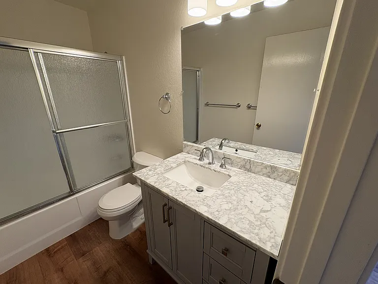 711 Diablo Ave #32 — Photo 8