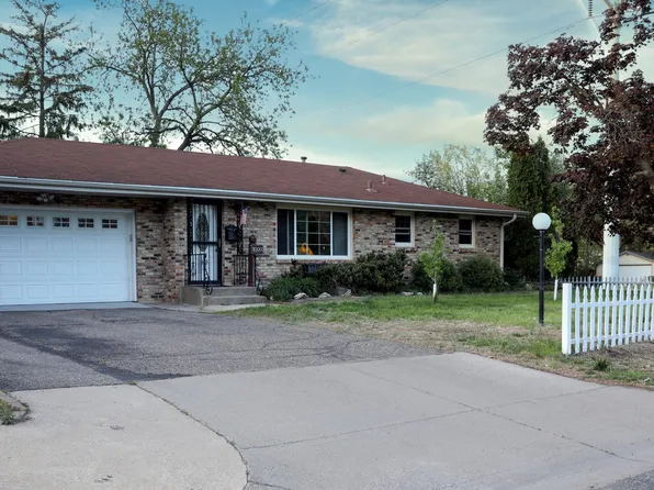 3000 Ohenry Rd, Brooklyn Center, MN 55429