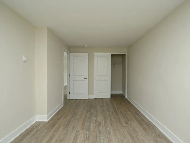 North Lane Apartments — Photo 13