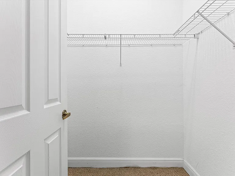7140 Pinecreek Way — Photo 33