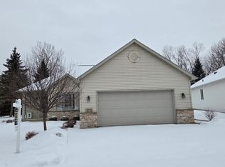 4733 Westbrook Ct, Appleton, WI 54911
