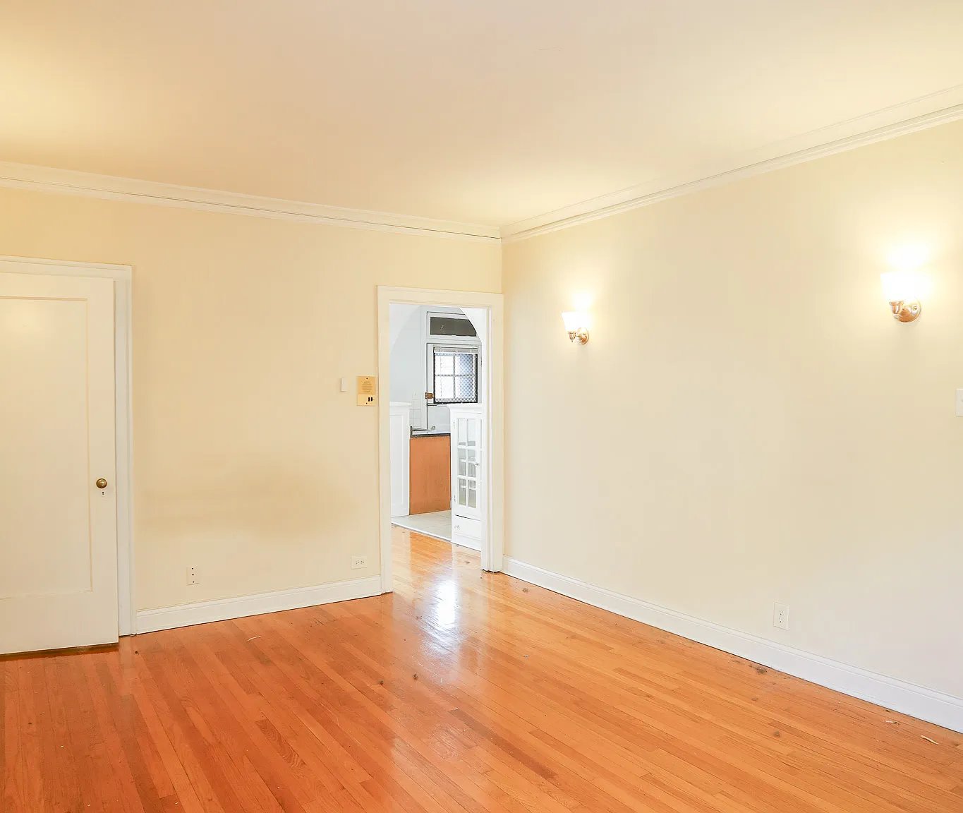 Studio, 400 sqft, $1,275 — Photo 1