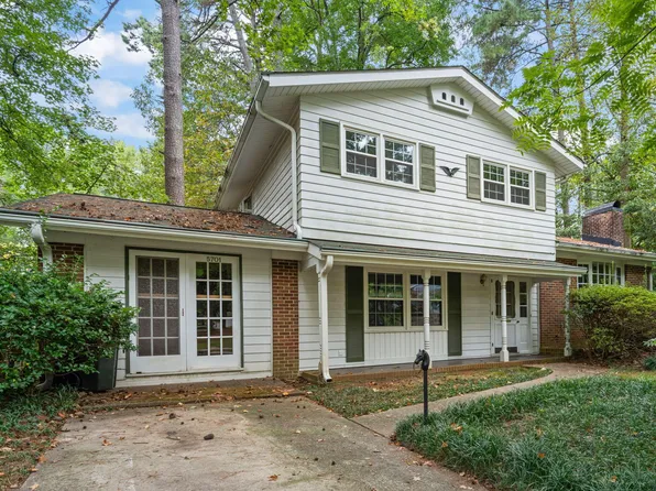 5701 Hayloft Cir, Raleigh, NC 27606