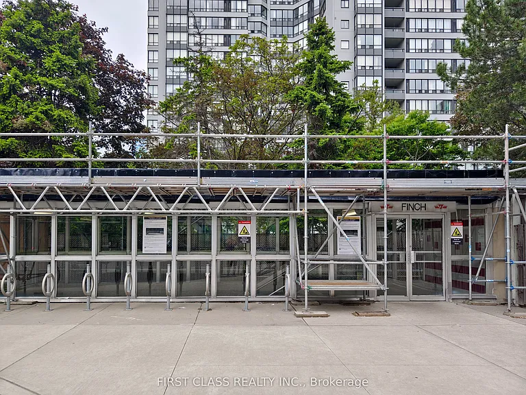 8 Pemberton Ave #606 — Photo 36