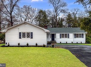 25 Evergreen Cir, Princeton, NJ 08540