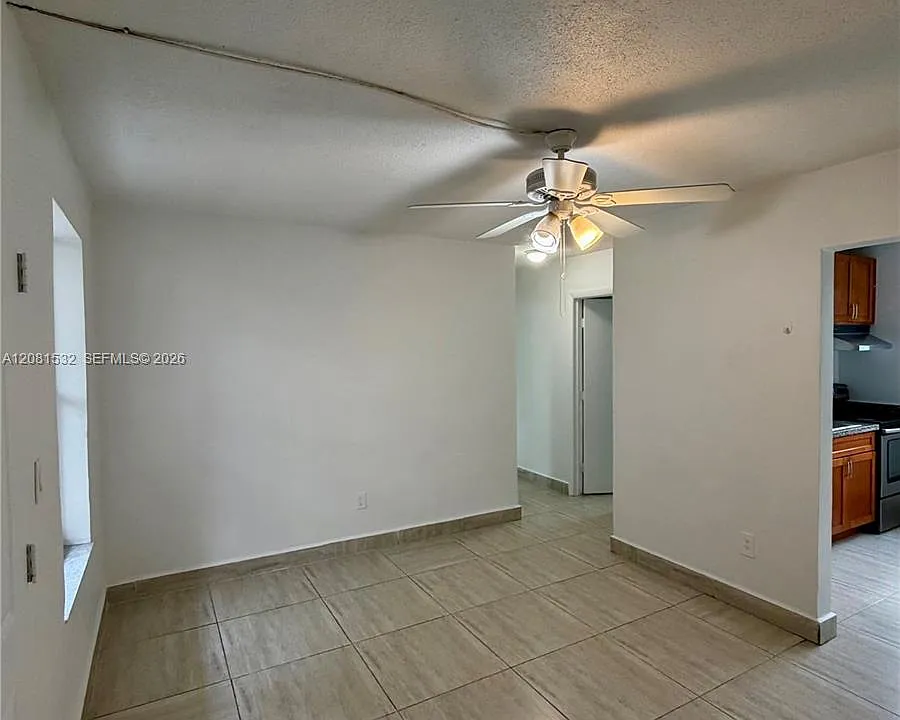 1045 SW 4th St #2