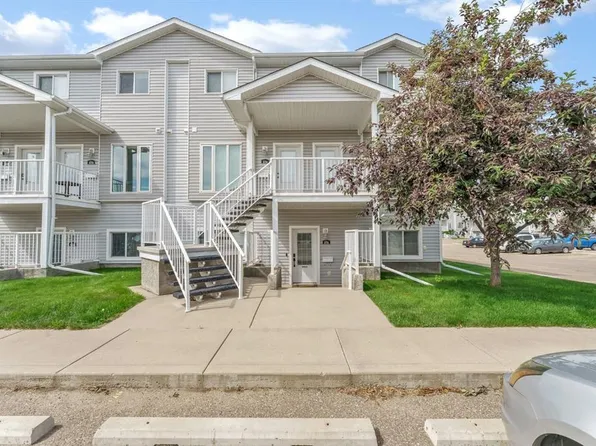 372 Northlands Poin NE, Medicine Hat, AB T1C 0C4
