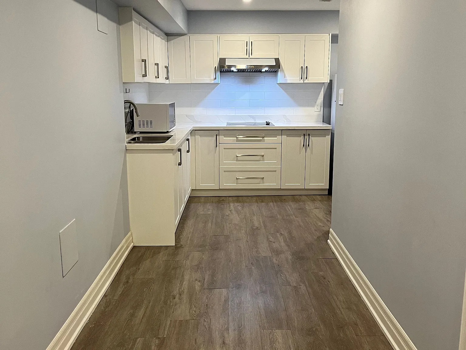 1 bed, $1,590 — Photo 3