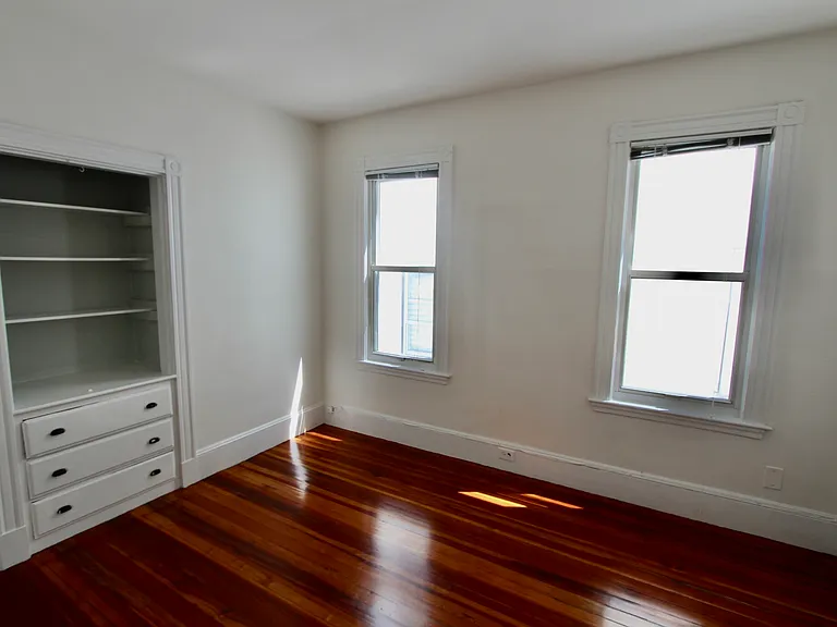 297 Lexington St #3 — Photo 7
