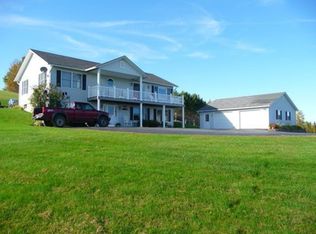 373 Jambash Peak Rd, Newport, VT 05855