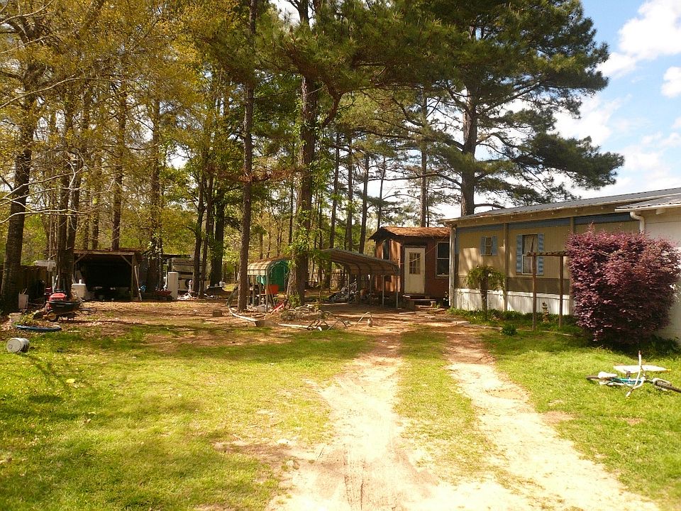 2nd image of 740 Crawford Loop