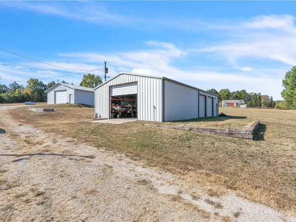 17831 Private Road 2261, Eagle Rock, MO 65641