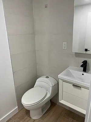 Rented by Camelot Realty Group | media 25