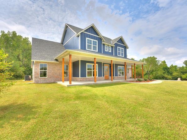 440 Houser Dr