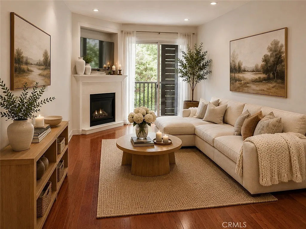 3 bed, 1165 sqft, $3,500 — Photo 1