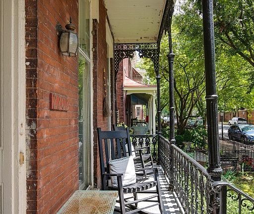 5th image of 2202 E Grace St