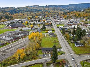 201 Lynch Creek Rd E, Eatonville, WA 98328