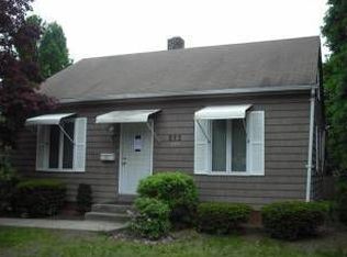 272 Mayfield Ave, Cranston, RI 02920