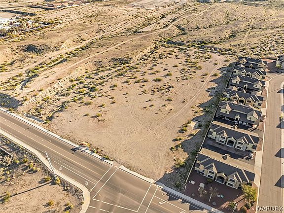 3rd image of 1702 Goldrush Rd