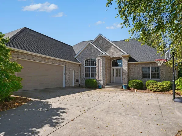23720 Ashton Ct, Elkhart, IN 46517