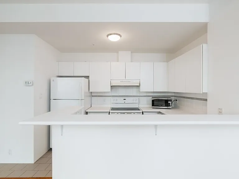 989 Nelson St #903 — Photo 19