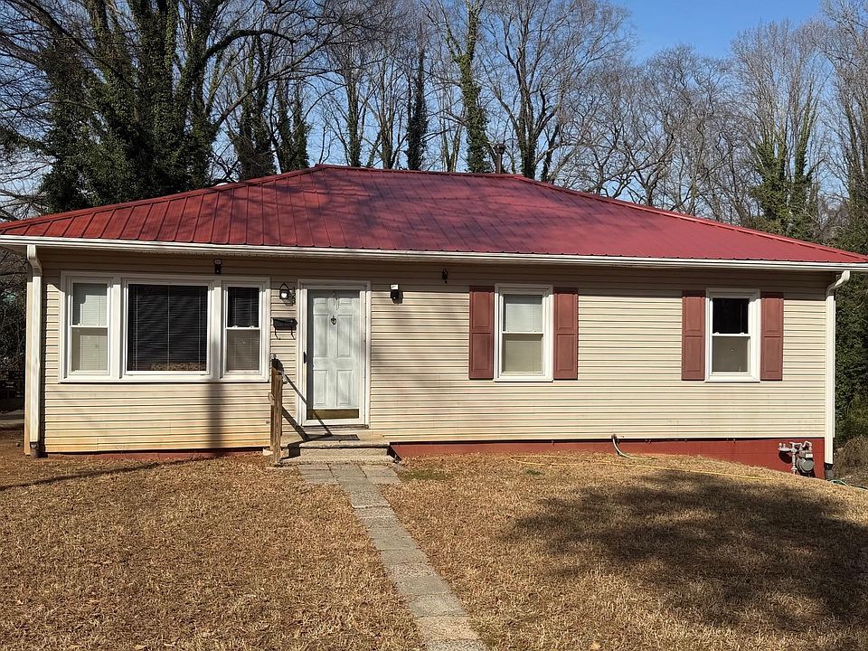 1st image of 123 Cypress Dr