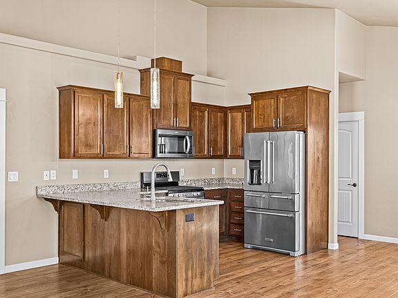 5th image of 1730 Luxor Ln