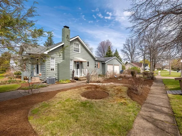 933 Grant Ave, Erie, PA 16505