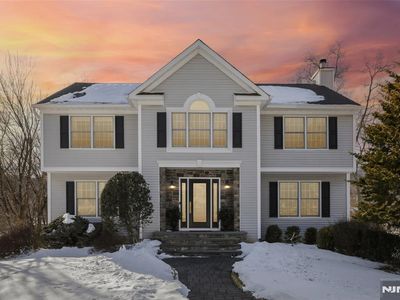 130 Tamboer Dr, North Haledon, NJ, 07508