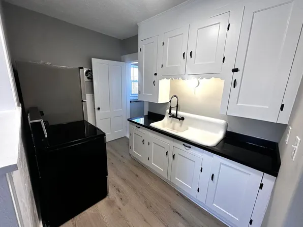 112 Church St #1, Laconia, NH 03246