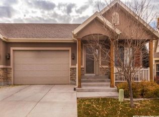 56 W Bamberger Way, Centerville, UT 84014